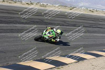 media/Jan-16-2026-CVMA Friday Practice (Fri) [[6f2bf47531]]/5-Racer 4-Trackday1/Session 2 (Bowl)/
